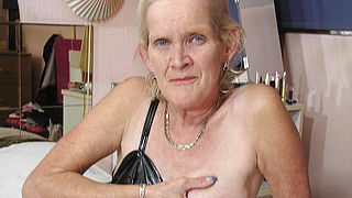 horny dutch mature slut showing her soaking wet cunt